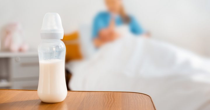 Mleko dla noworodka - naturalne i modyfikowane. Jakie jest najlepsze
